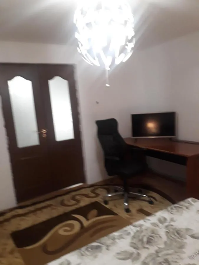 Tobyta Nu Primesc Santieristi Si Petrecareti Bucharest Holiday home