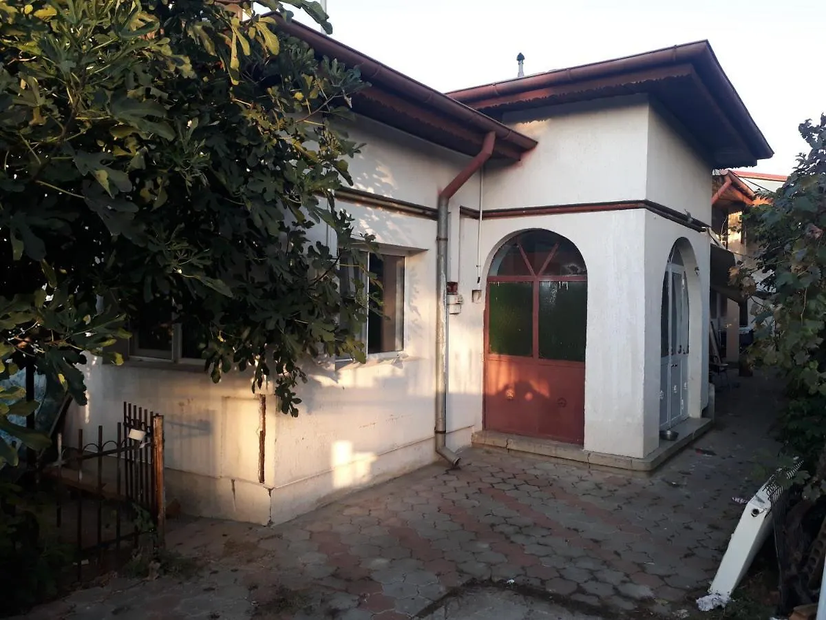 Holiday home Tobyta Nu Primesc Santieristi Si Petrecareti Bucharest